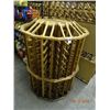 Image 1 : Round Wine Display