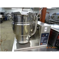 13 Groen #TDB-20 5 Gallon Electric Tilt Kettle