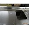 Image 2 : 6' S/S Table w/Storage