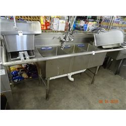 S/S 3 Comp Sink w/Wand & Sideboards