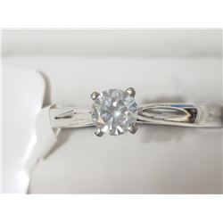 #30-10K WHITE GOLD DIAMOND RING SIZE 6