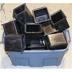 BIN WITH 15 SQUARE BAR INSERTS