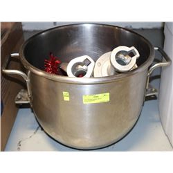 30QT MIXING BOWL WITH ATTACHMENTS