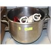 Image 1 : 30QT MIXING BOWL WITH ATTACHMENTS