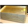 Image 1 : 24 GOLD COLOR TRAYS