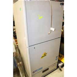 LARGE CFC FREE 2 DOOR MULIT-COMPARTMENT FREEZER