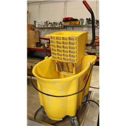 RUBBERMAID MOP BUCKET & WRINGER ON CHOICE