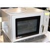 Image 1 : AMANA 1000W COMMERCIAL MICROWAVE - MODEL RCS10DA