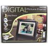 Image 1 : NEW 8" DIGITAL PICTURE FRAME
