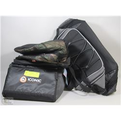 LOT OF 3 NEW INSULATED LARGE LUNCH BAGS