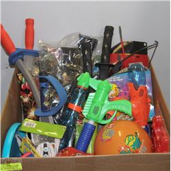 BOX OF BOY SUMMER FUN INCL. SWORDS, WATER GUNS &