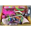 Image 1 : BOX OF GIRLS FUN INCL. BARBIE, BOA, TOYS AND MORE