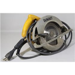 DEWALT 7-1/4" CIRCULAR SAW