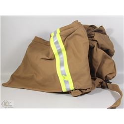 NEW BULL WARKS SIZE XL BIB OVERALLS