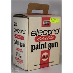 ELECTRO AIRLESS PAINT GUN IN ORIGINAL BOX