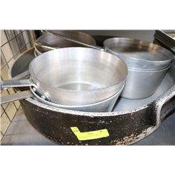 SAUCE PAN LARGE 20" WITH 6 SAUCE POTS