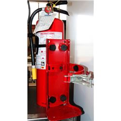 FIRE EXTINGUISHER & BRACKET