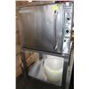 Image 1 : BAKERS PRIDE CONVECTION OVEN 1/2 SIZE,ELECTRIC,