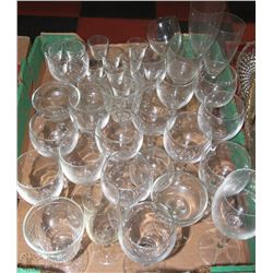FLAT OF WINE GLASSES