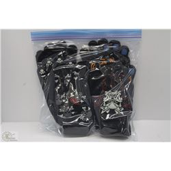 BAG OF 6 PAIR OF GLOW IN THE DARK HALLOWEEN GLOVES
