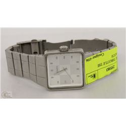 NIXON FULL THROTTLE THE QUATRO WATCH