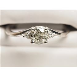 #41-14K WHITE GOLD DIAMOND RING SIZE 6