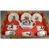Image 1 : VINTAGE MICKEY AND MINNIE MOUSE TEA SET (OLD STYLE