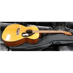 ACOUSTIC GUITAR WITH BAG CASE