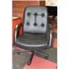 Image 1 : LEATHER ADJUSTABLE ROLLING OFFICE CHAIR