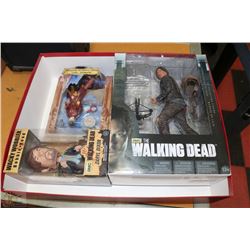 WALKING DEAD BOX LOT INCL BOXED FIGURINES &