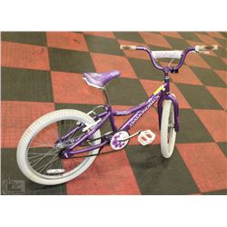 DIAMONDBACK  GIRLS BIKE 20" WHEELS