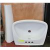 Image 1 : PORCELAIN PEDESTAL SINK