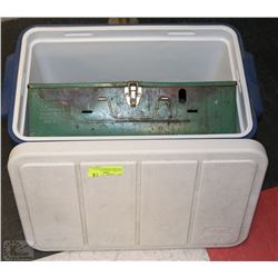 COLEMAN CAMPING LOT INCLUDING COLEMAN COOLER &