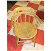 Image 1 : SOLID WOOD ARMCHAIR