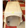 Image 1 : DOG KENNEL 1 DOORS 27"W X 30"W X 40"L  WHITE
