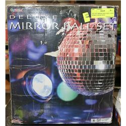 DELUXE MIRROR DISCO BALL LIGHT IN BOX CAN BE HUNG