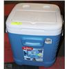 Image 1 : IGLOO ICE CUBE COOLER 45.5 LITRE