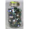 Image 1 : LARGE JAR OF MARBLES