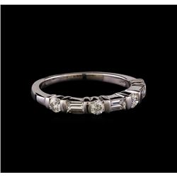 0.40 ctw Diamond Ring - 14KT White Gold