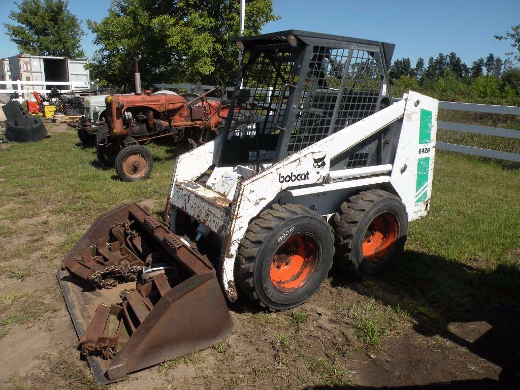 1991 Bobcat 642B w/steel tracks