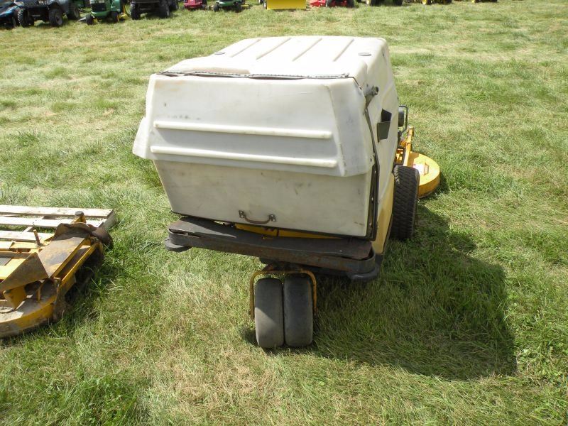Walker MTGHS mower w/deck & broom attachments SN79778