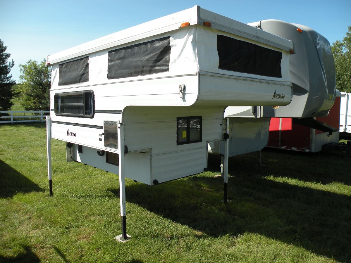 1994 Northstar pickup camper