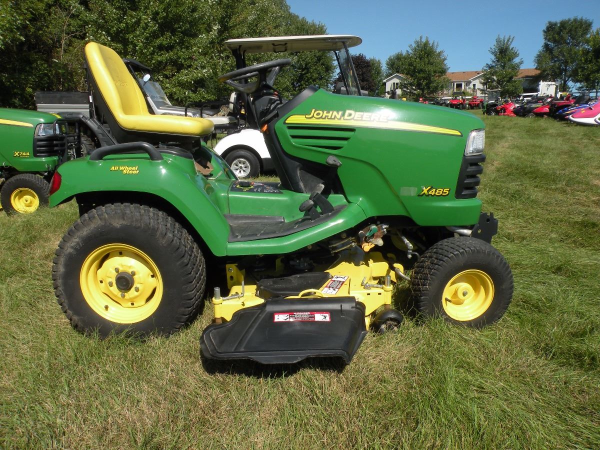 John Deere X485 AWS SNM0X485B040957