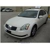 Image 2 : 2004 - NISSAN MAXIMA
