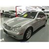 Image 2 : 2002 - MERCEDES BENZ C320!