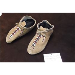Beaded Cree Moccasins- Rocky Boy Reservation- 9" L X 3" W
