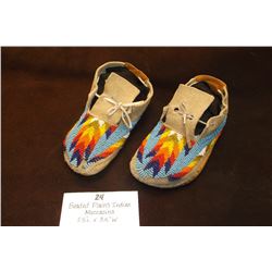 Beaded Plains Indian Moccasins 7.5"L X 3.5"W