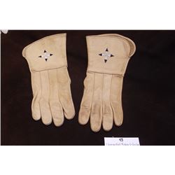 Unmarked Robert Guion Beaded Gauntlets- 13" X 6"