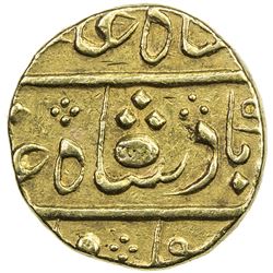 BOMBAY PRESIDENCY: AV mohur (11.56g), "Surat", 1802 year 4(6). VF-EF