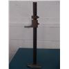 Image 2 : Brown & Sharpe 19" Height Gage No.585